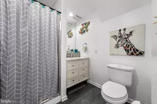 7805 Wendy Ridge Ln, Annandale, VA 22003 - Photo 54