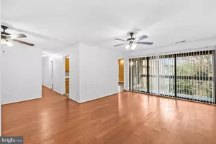 565 Florida Ave, Herndon, VA 20170 - Photo 2