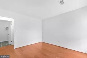 565 Florida Ave, Herndon, VA 20170 - Photo 18