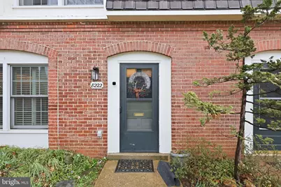 8222 Carrleigh Parkway #12, Springfield, VA 22152 - Photo 2