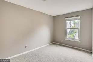 12103 Greenway Ct, Fairfax, VA 22033 - Photo 14