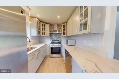 6337 Phyllis Lane, Alexandria, VA 22312 - Photo 8