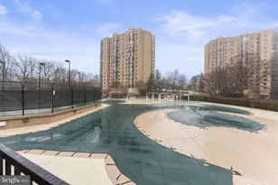 5903 Mt Eagle Dr, Alexandria, VA 22303 - Photo 44