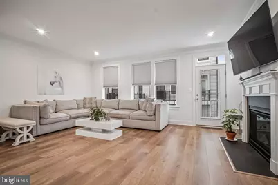 7415 Rocky Creek Terrace, Annandale, VA 22003 - Photo 4