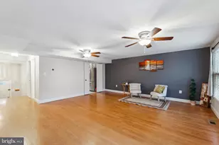 8112 Rhodell Ln, Springfield, VA 22153 - Photo 4