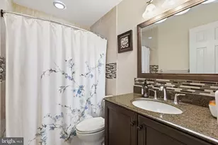 721 Upham Pl NW, Vienna, VA 22180 - Photo 26