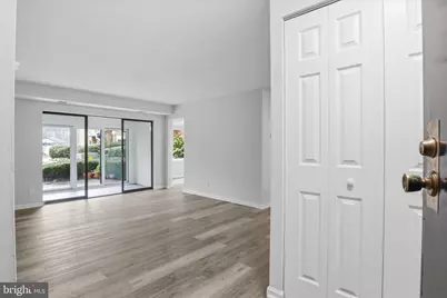 10220 Bushman Drive #8203, Oakton, VA 22124 - Photo 6