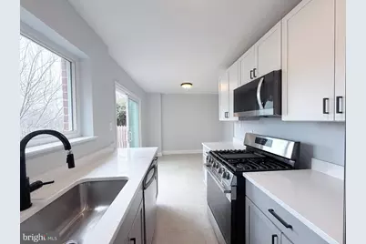 4765 Kandel Court, Annandale, VA 22003 - Photo 12