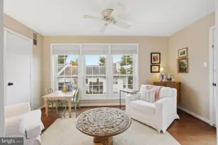 10024 Oakton Terrace Rd, Oakton, VA 22124 - Photo 8