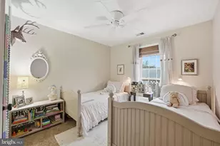 10024 Oakton Terrace Rd, Oakton, VA 22124 - Photo 20