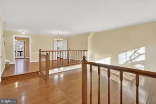 5880 Woodfield Estates Dr, Alexandria, VA 22310 - Photo 2