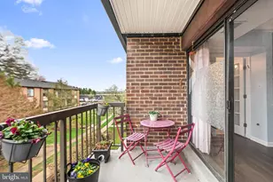 9704 Kingsbridge Dr, Fairfax, VA 22031 - Photo 22