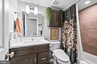 9704 Kingsbridge Drive #304, Fairfax, VA 22031 - Photo 18