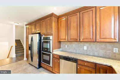 4427 Beechstone Lane, Fairfax, VA 22033 - Photo 8