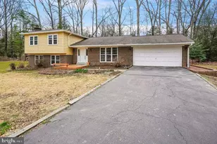 2502 Woodcutter Ct, Reston, VA 20191 - Photo 1