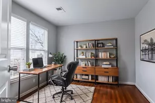 2558 Banshire Dr, Herndon, VA 20171 - Photo 24