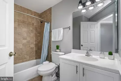 2558 Banshire Drive, Herndon, VA 20171 - Photo 14