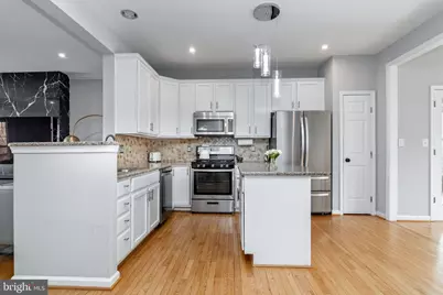 2558 Banshire Drive, Herndon, VA 20171 - Photo 4