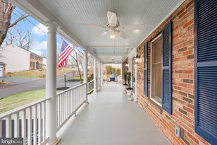 8461 Rushing Creek Ct, Springfield, VA 22153 - Photo 8