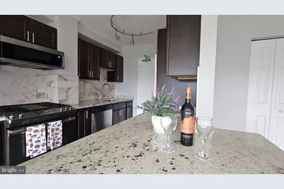 6641 Wakefield Drive #712, Alexandria, VA 22307 - Photo 8