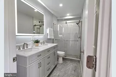 6641 Wakefield Drive #712, Alexandria, VA 22307 - Photo 12