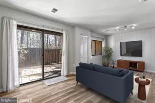 11919 Barrel Cooper Ct, Reston, VA 20191 - Photo 34