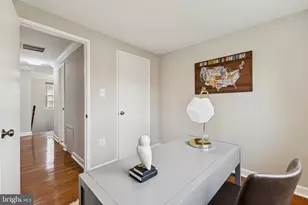 9625 Lindenbrook St, Fairfax, VA 22031 - Photo 16