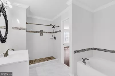 7651 Southern Oak Drive, Springfield, VA 22153 - Photo 20