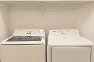 12301 Fieldbrook Pl, Fairfax, VA 22033 - Photo 16