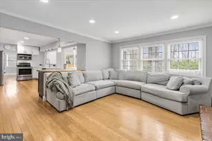 13113 Madonna Ln, Fairfax, VA 22033 - Photo 18