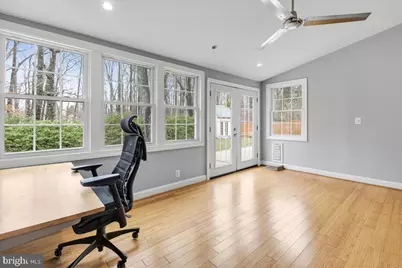 13113 Madonna Lane, Fairfax, VA 22033 - Photo 16