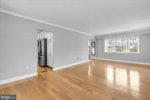 13113 Madonna Ln, Fairfax, VA 22033 - Photo 10