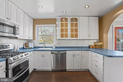 6708 Portree Court, Springfield, VA 22152 - Photo 4