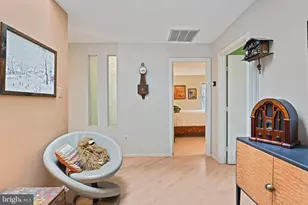11698 Fox Glen Dr, Oakton, VA 22124 - Photo 46