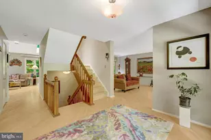 11698 Fox Glen Dr, Oakton, VA 22124 - Photo 6