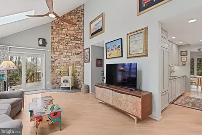 11698 Fox Glen Drive, Oakton, VA 22124 - Photo 26