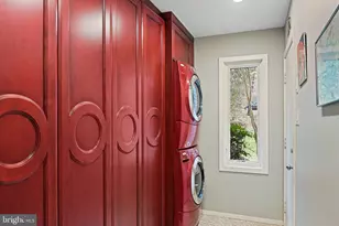 11698 Fox Glen Dr, Oakton, VA 22124 - Photo 20