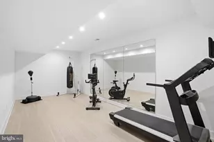 1513 Oakview Dr, McLean, VA 22101 - Photo 54
