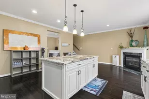 12638 Heron Ridge Dr, Fairfax, VA 22030 - Photo 12