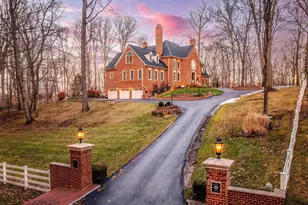 105 Interpromontory Rd, Great Falls, VA 22066 - Photo 8