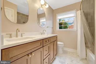 2818 Center Ridge Dr, Oakton, VA 22124 - Photo 38