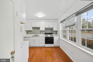 7858 Snead Ln, Falls Church, VA 22043 - Photo 8