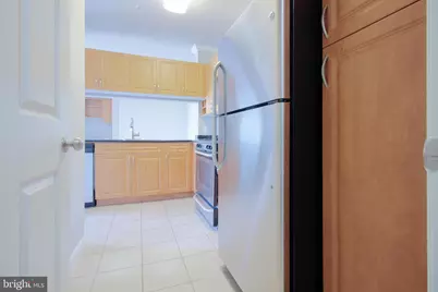 12140 Garden Grove Circle #301, Fairfax, VA 22030 - Photo 10