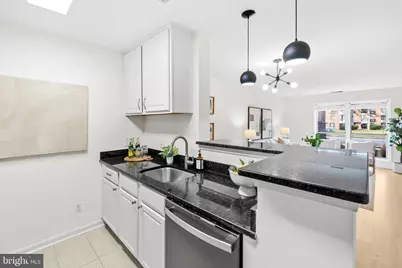 3175 Summit Square Drive #5-A12, Oakton, VA 22124 - Photo 10