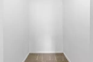 3175 Summit Square Dr, Oakton, VA 22124 - Photo 18