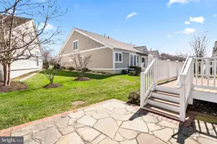 8911 Periwinkle Blue Ct, Lorton, VA 22079 - Photo 38