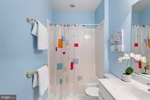 8911 Periwinkle Blue Ct, Lorton, VA 22079 - Photo 22