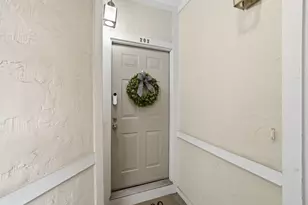 12903 Alton Square, Herndon, VA 20170 - Photo 2