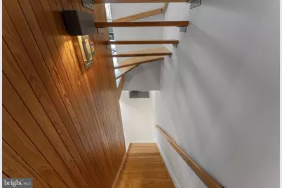 11587 Maple Ridge Road, Reston, VA 20190 - Photo 32