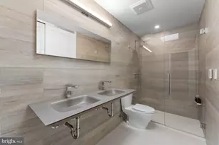 11587 Maple Ridge Rd, Reston, VA 20190 - Photo 36